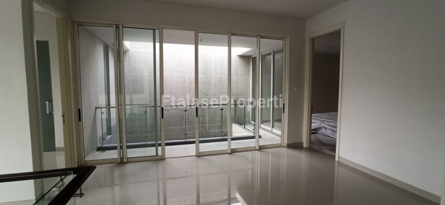 Foto properti Dijual / Disewakan Rumah Baru Gress Wisata Bukit Mas 2 Minimalis Modern 2