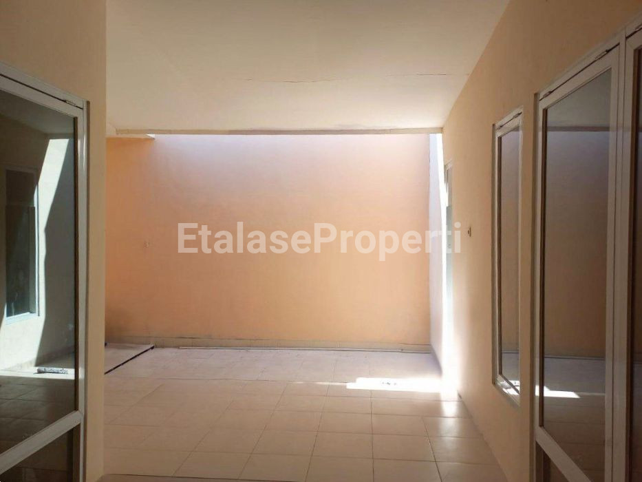 Foto properti Rumah Siap Huni Pondok Tjandra Jl Nanas Daerah Gununganyar Waru Juanda 3