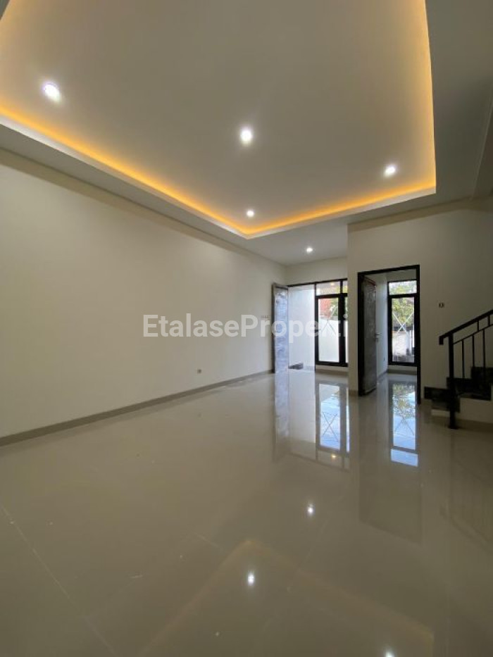 Foto properti Dijual Cepat Rumah Baru Gress Di Rungkut Mapan Tengah 8