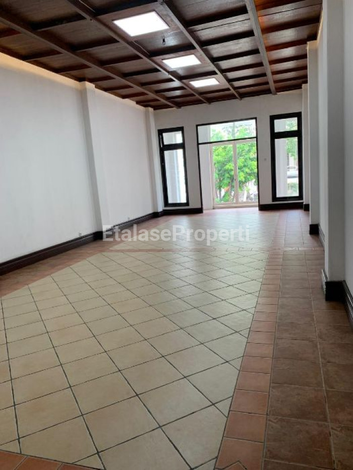 Foto properti Dijual Rumah Di Raya Satelit Barat, Surabaya Barat 4