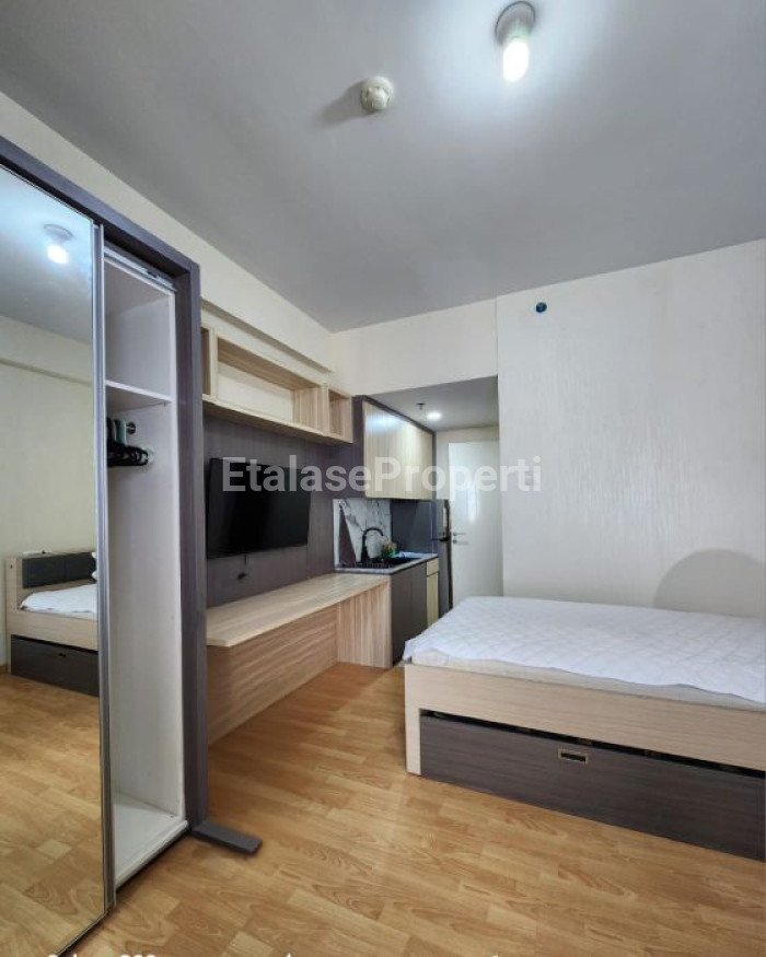 Foto properti Disewakan Apartemen  UC Cornell Full Furnish Dekat Ciputra 2