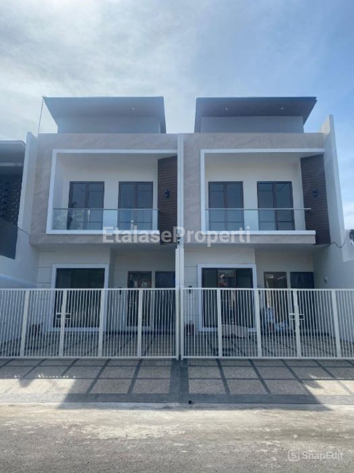 Foto properti DIJUAL RUMAH BARU GRESS BARUK TENGAH SELANGKAH DARI MERR 1
