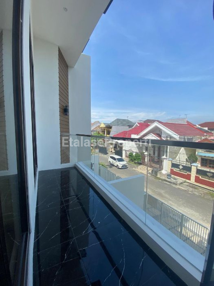 Foto properti DIJUAL RUMAH BARU GRESS BARUK TENGAH SELANGKAH DARI MERR 3
