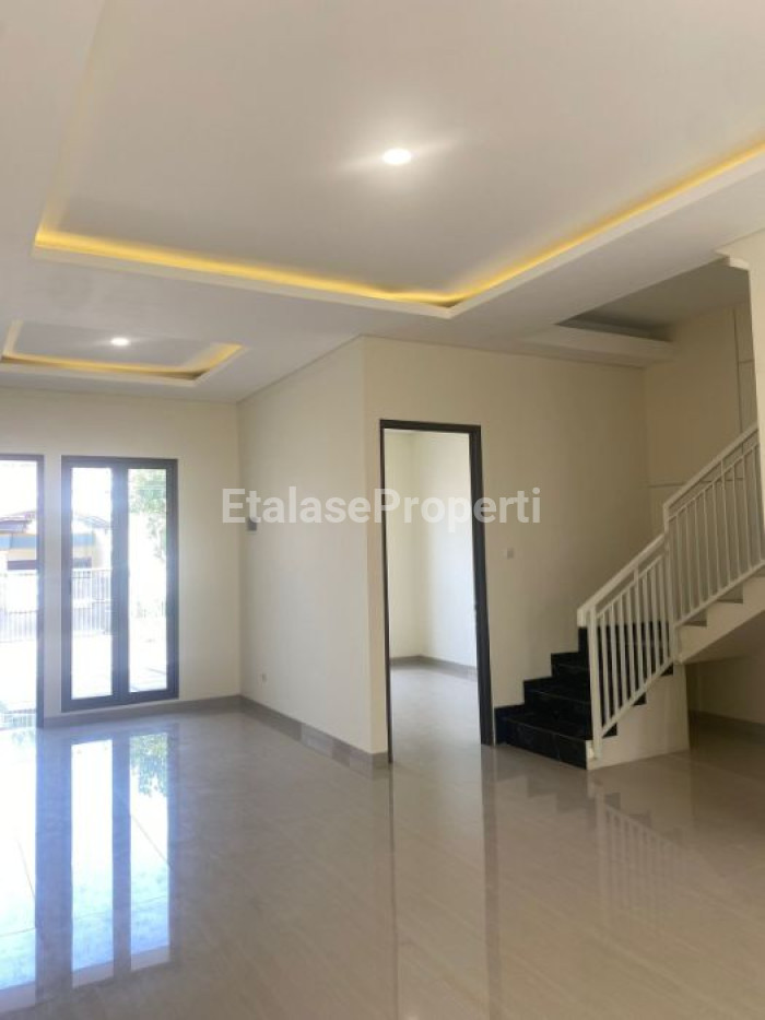Foto properti DIJUAL RUMAH BARU GRESS BARUK TENGAH SELANGKAH DARI MERR 7