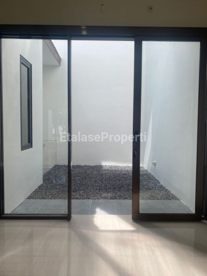 Foto properti DIJUAL RUMAH BARU GRESS BARUK TENGAH SELANGKAH DARI MERR 10