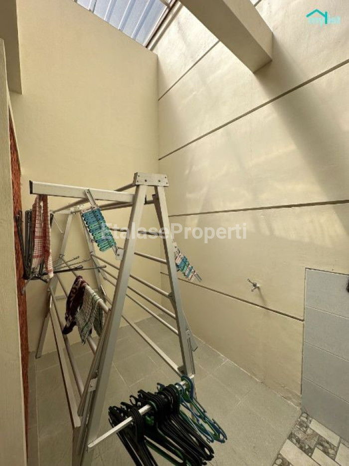 Foto properti Rumah Di Rungkut Harapan Dekat UPN Dan Raya MERR Minimalis Modern 10
