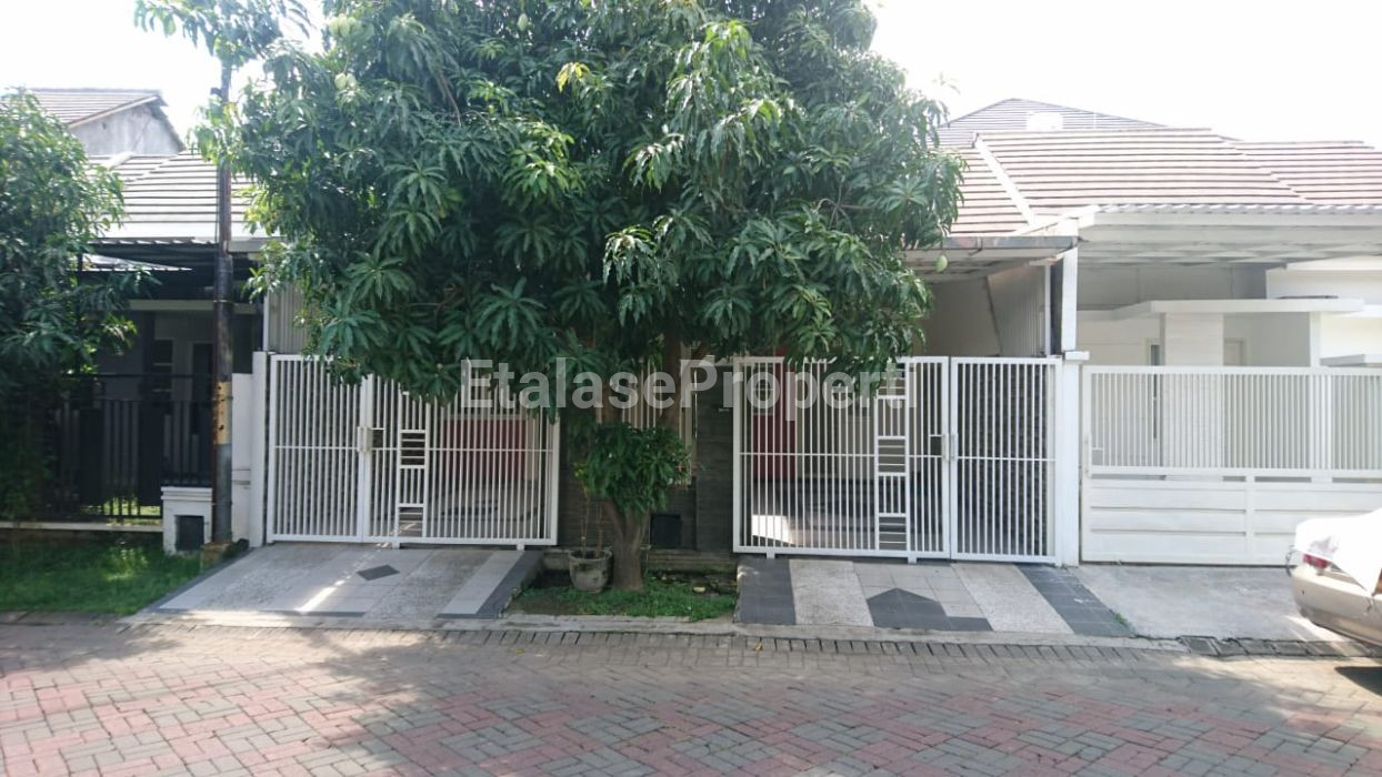 Foto properti Rumah Di Purimas Gununganyar Di Jalan Boulevard Selangkah Ke MERR 1