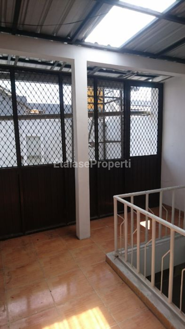 Foto properti Rumah Di Purimas Gununganyar Di Jalan Boulevard Selangkah Ke MERR 7