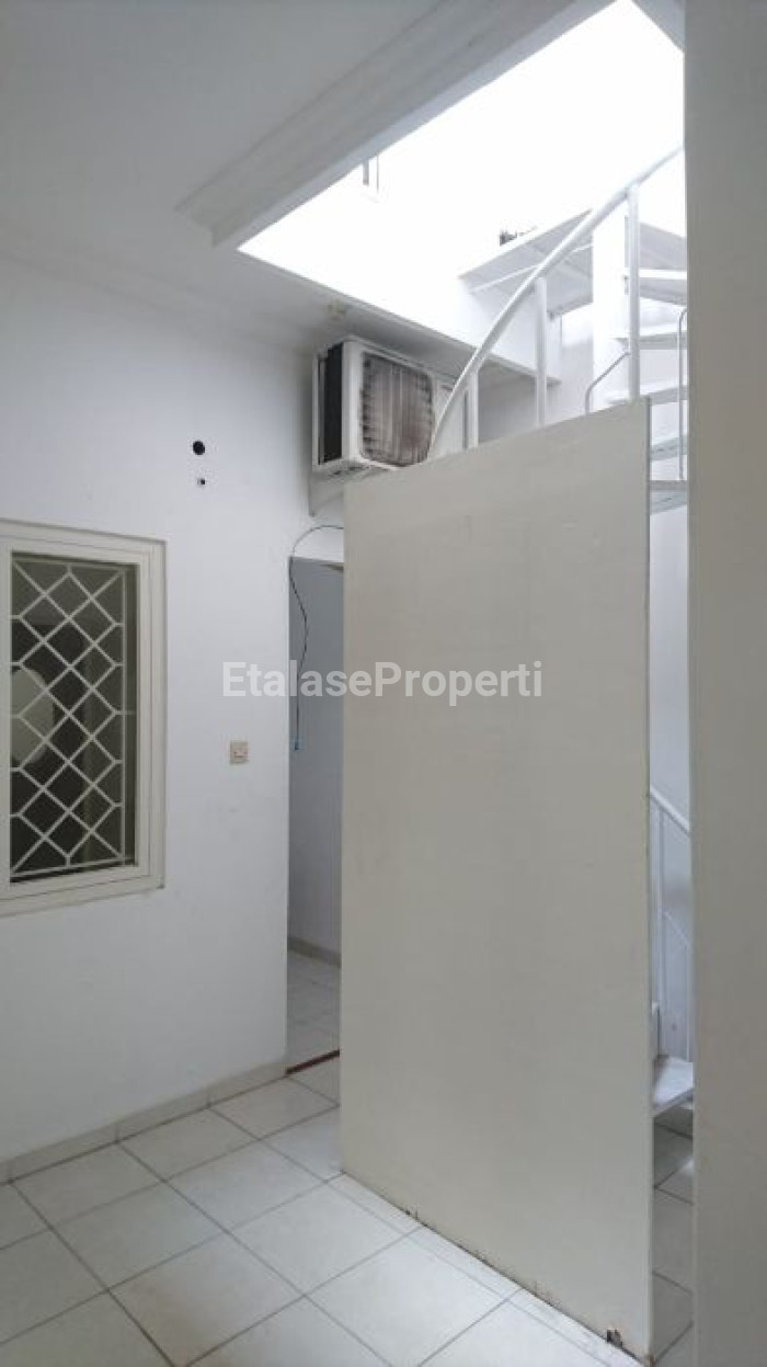 Foto properti Rumah Di Purimas Gununganyar Di Jalan Boulevard Selangkah Ke MERR 10
