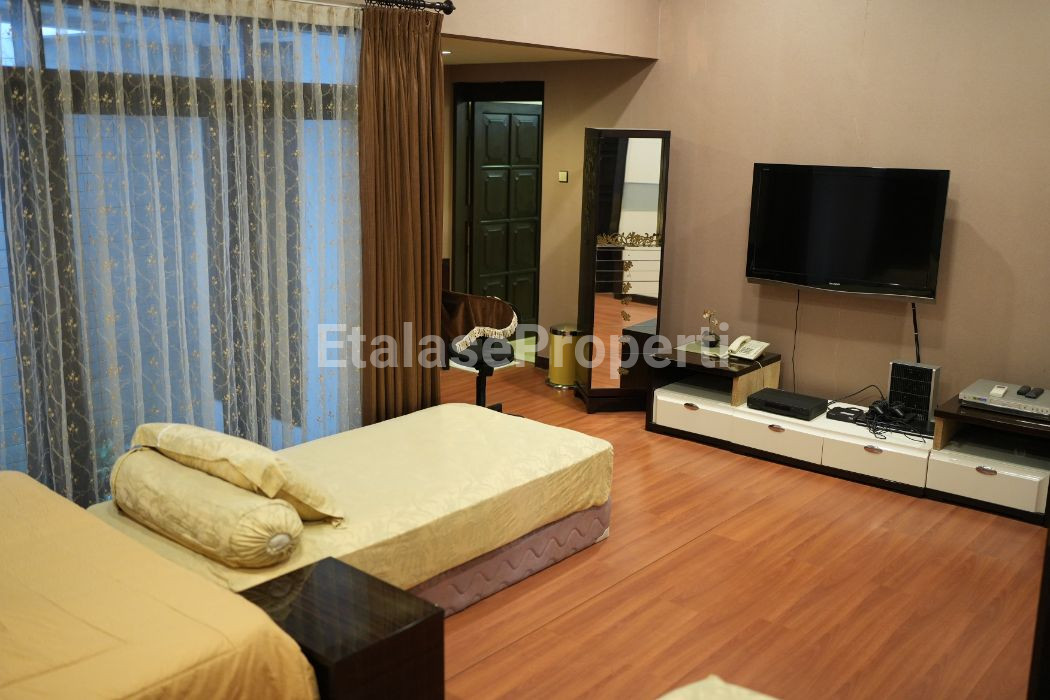 Foto properti DIJUAL RUMAH MEWAH BAWA HOKI DI PAKIS ARGOSARI SURABAYA 4