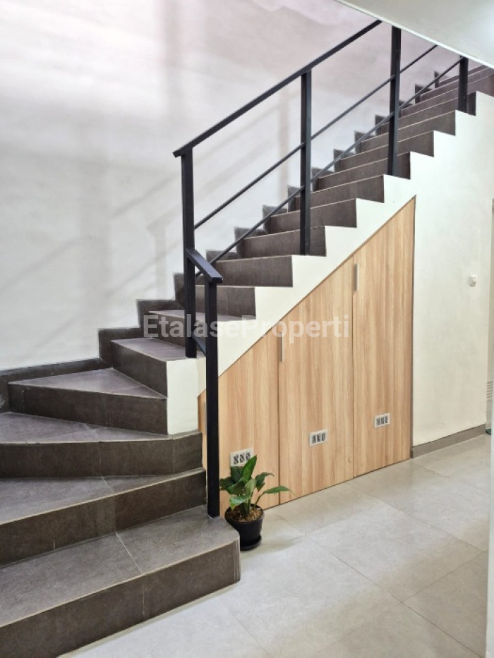 Foto properti DIJUAL RUMAH KOS EKSKLUSIF AKTIF, Lebak Arum, Surabaya 4