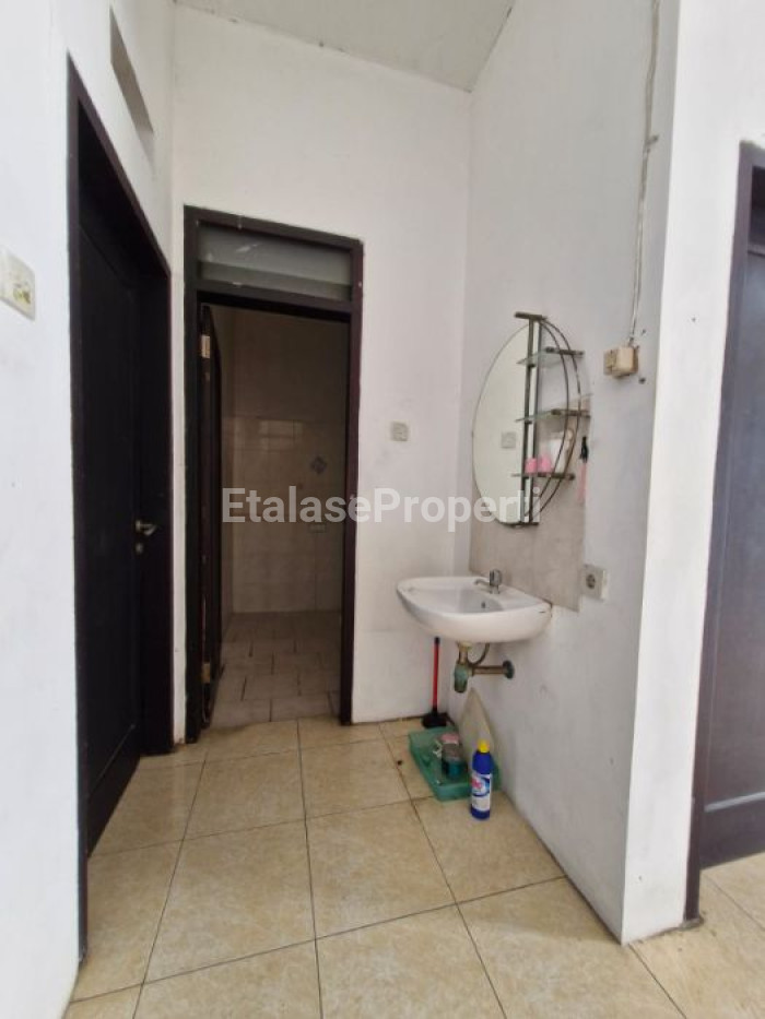 Foto properti Koala Regency Di Semolowaru Dekat Araya 1 & 2 3