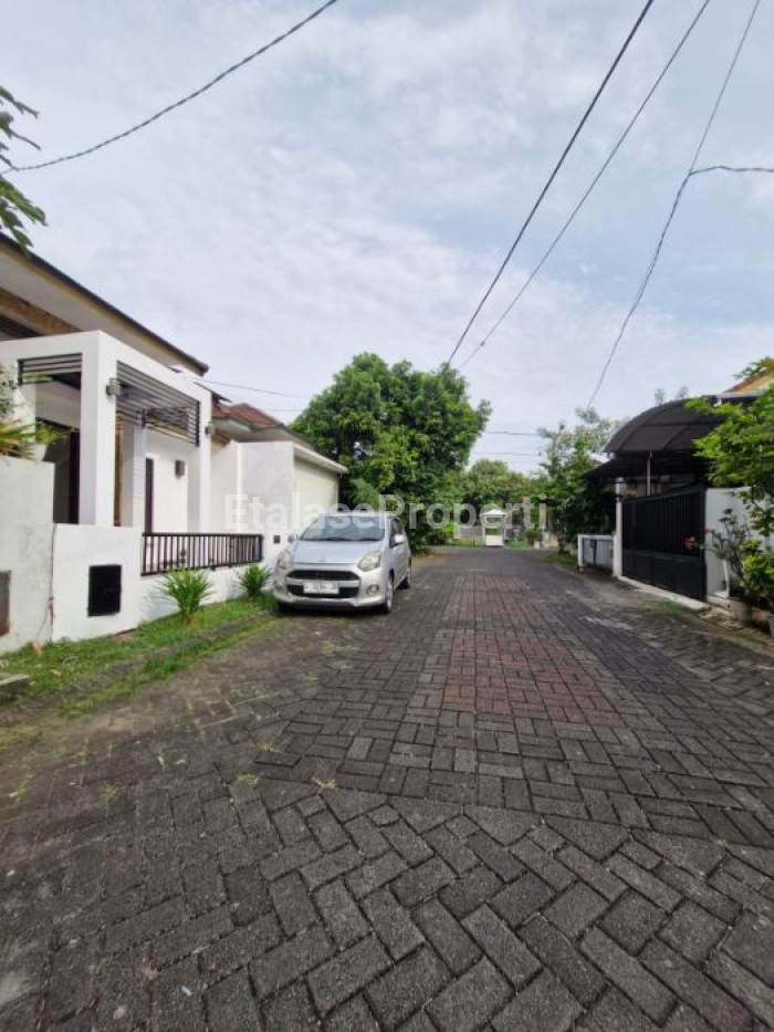 Foto properti Koala Regency Di Semolowaru Dekat Araya 1 & 2 6