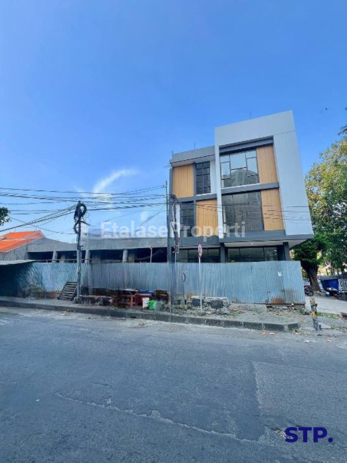 Foto properti 6 Unit Jejer, Ruko 3 Lantai Di Area Margorejo Indah Tipe C 1