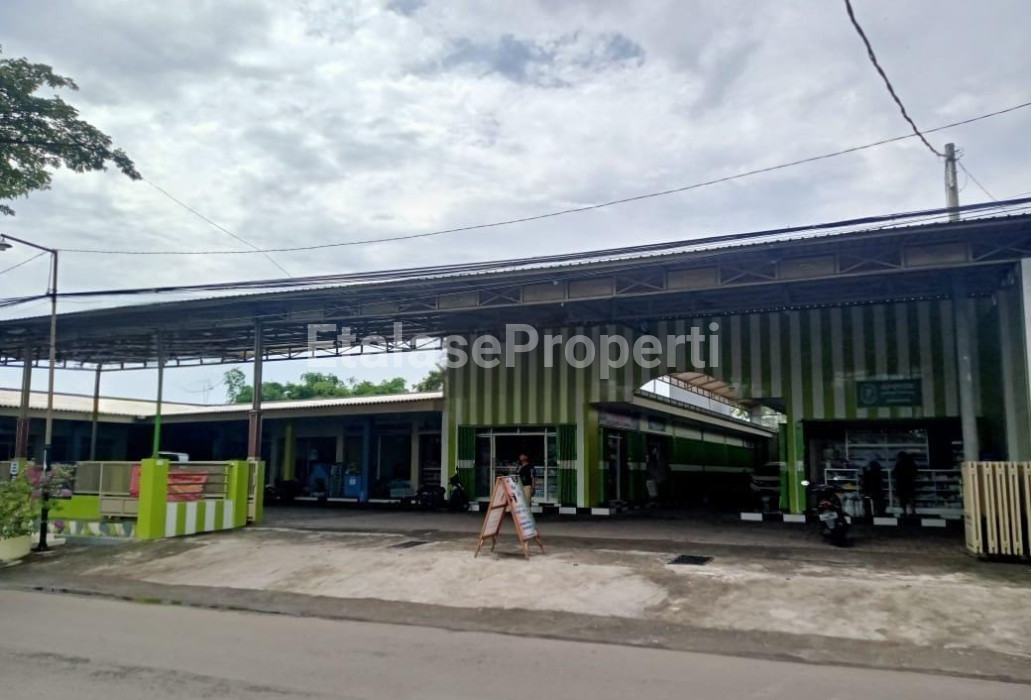 Foto properti Kompleks Pertokoan Desa Tampung, Lekok Pasuruan Strategiss 1
