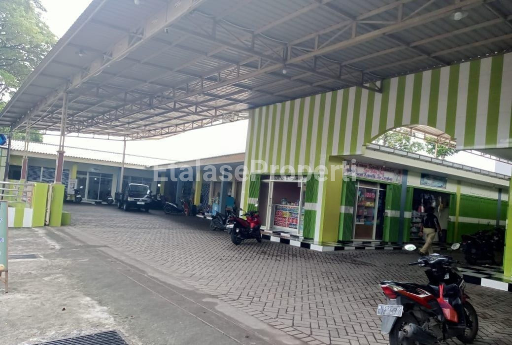 Foto properti Kompleks Pertokoan Desa Tampung, Lekok Pasuruan Strategiss 4