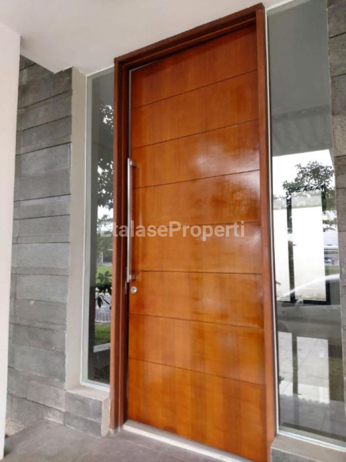 Foto properti Dijual/Disewakan  Rumah View Lake 2