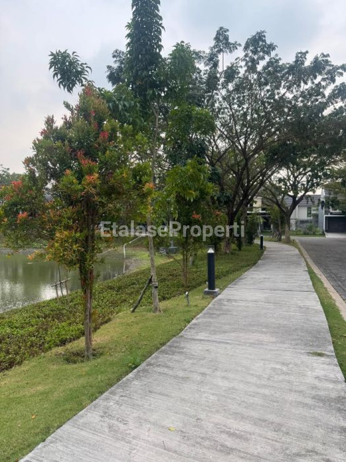 Foto properti Dijual/Disewakan  Rumah View Lake 6
