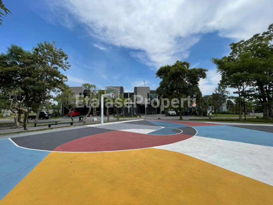 Foto properti *Dijual Rumah Pelican Hill, Surabaya Barat* 8