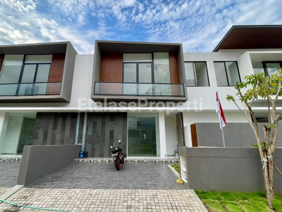 Foto properti *Dijual Rumah Baru Gress, Dian Istana Nexus* 1