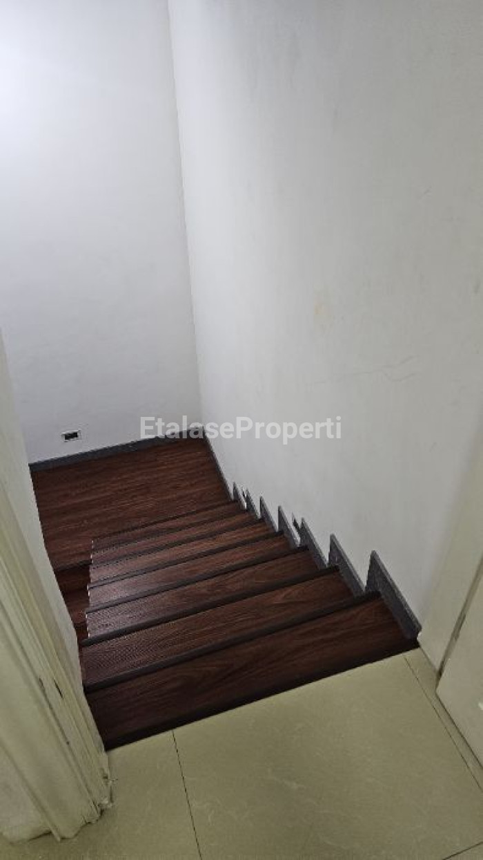 Foto properti Dijual Rumah Siap Huni Di Taman Mutiara, Pakuwon City 3