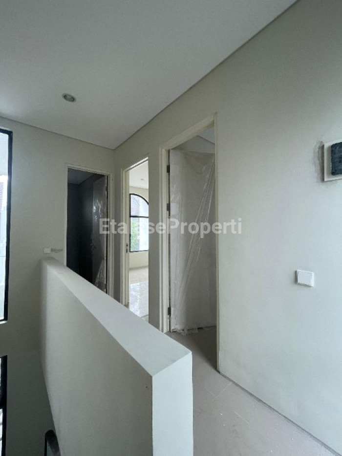 Foto properti Jual Rumah Baru Gress Citraland Kedamean Type Flie Superior 4