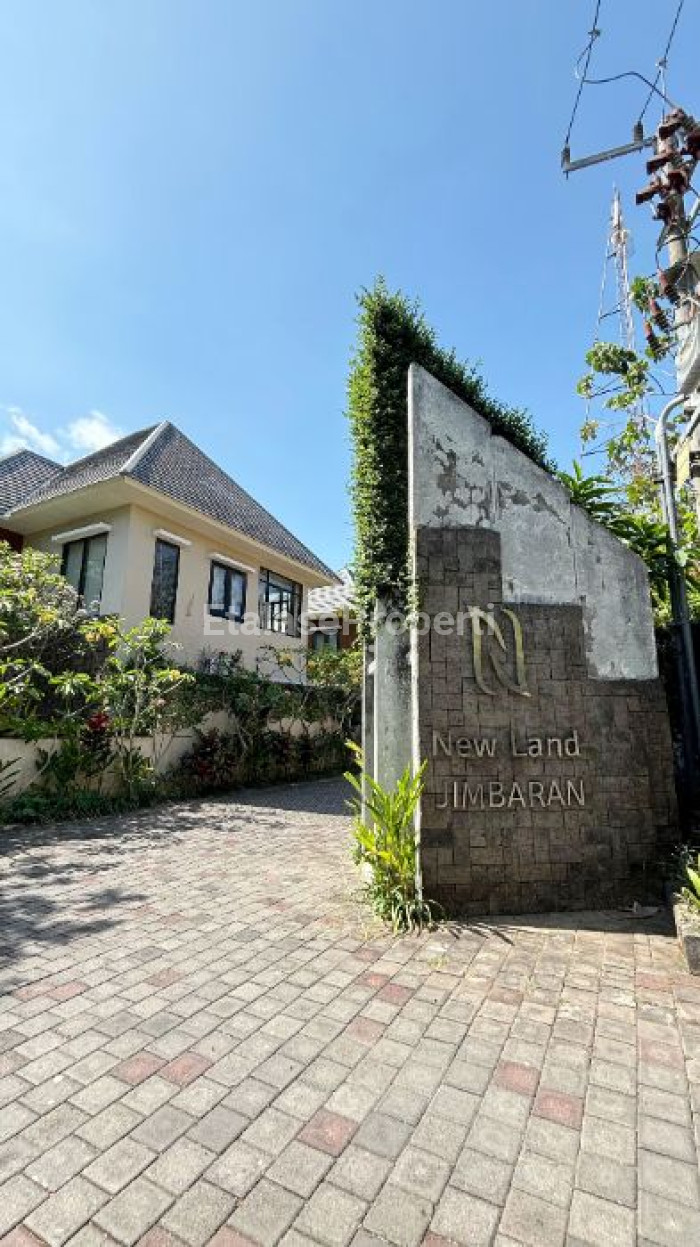 Foto properti Disewakan Villa Newland Jimbaran Private Pool Furnished Bagusss 1