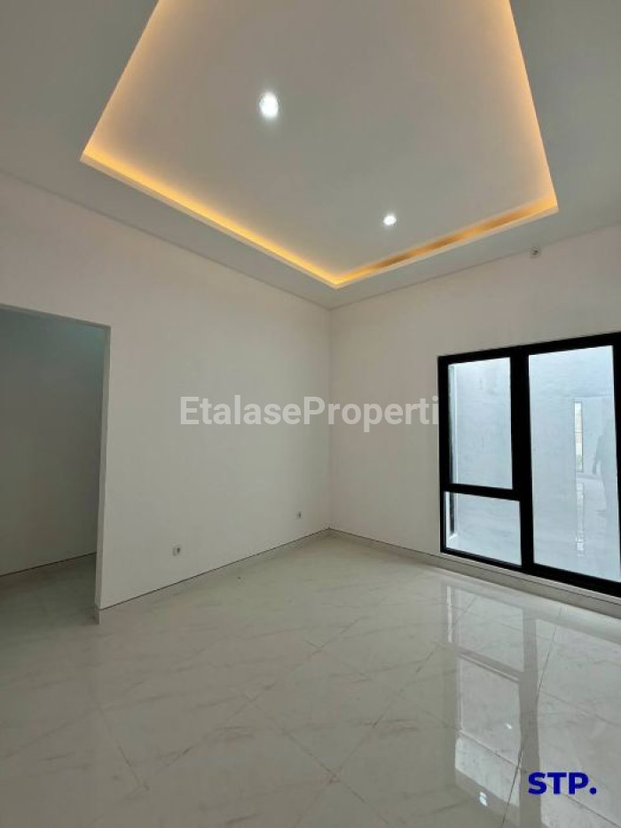 Foto properti Sisa 1 Unit - Rumah Baru Minimalis Di Prapen Indah, Jemursari 7