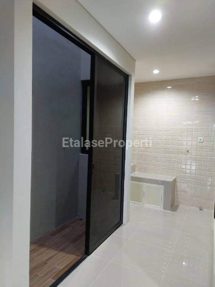 Foto properti Dijual Dan Disewakan Rumah North West Hill Siap Huni 3