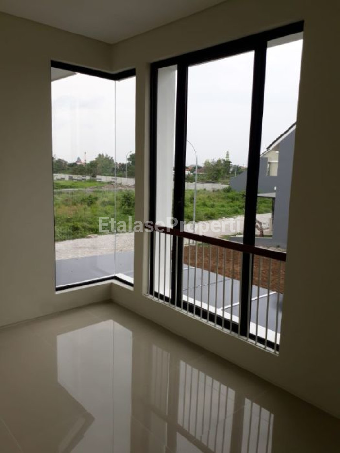 Foto properti Dijual Dan Disewakan Rumah North West Hill Siap Huni 5