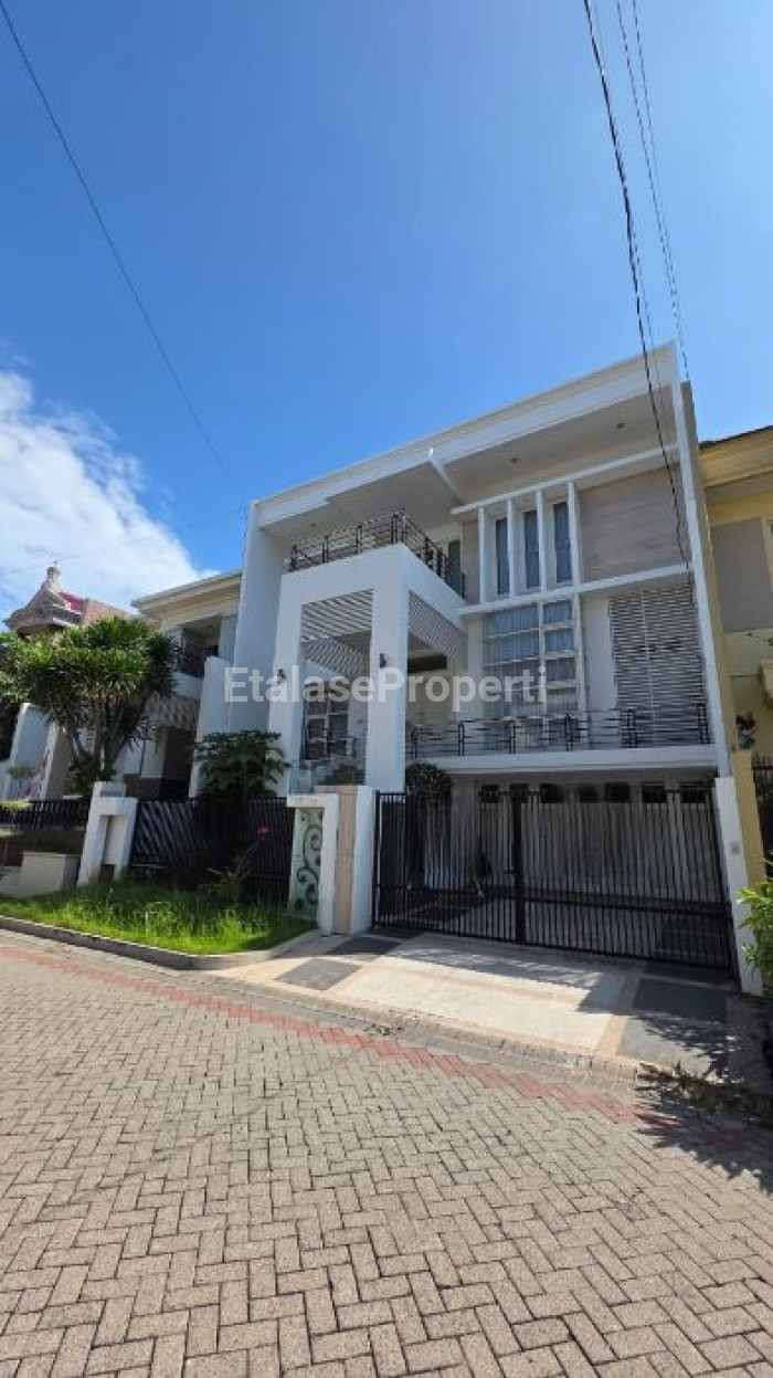 Foto properti *Dijual Rumah Galaxy Bumi Permai* 1