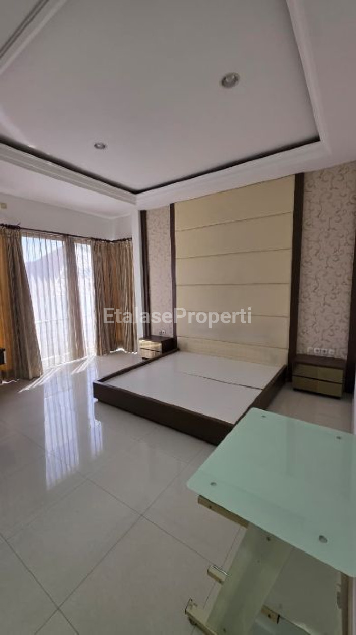 Foto properti *Dijual Rumah Galaxy Bumi Permai* 9