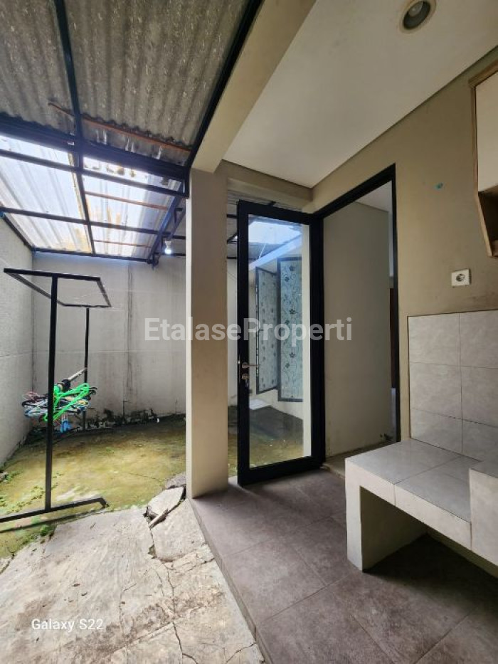 Foto properti Dijual Rumah Siap Huni Northwest Lake Citraland 1 M-an 2