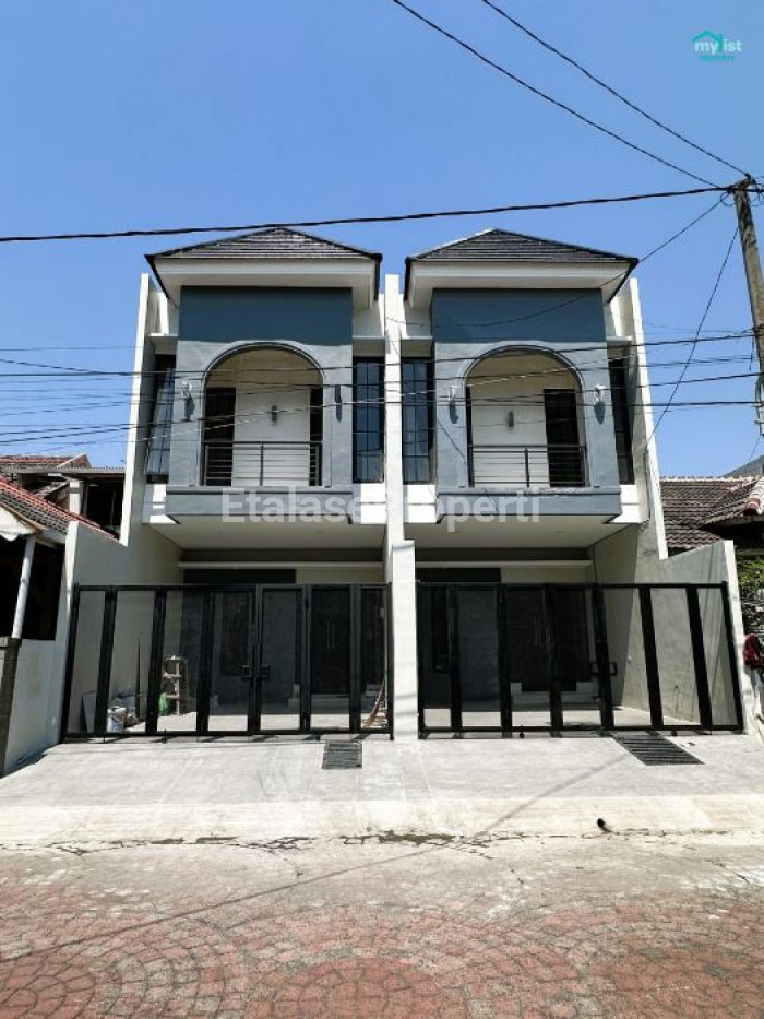 Foto properti Dijual Rumah Di Nirwana Eksekutif Dekat MERR UPH Wonorejo 1