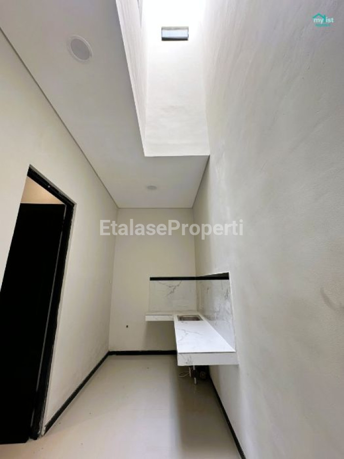 Foto properti Dijual Rumah Di Nirwana Eksekutif Dekat MERR UPH Wonorejo 9