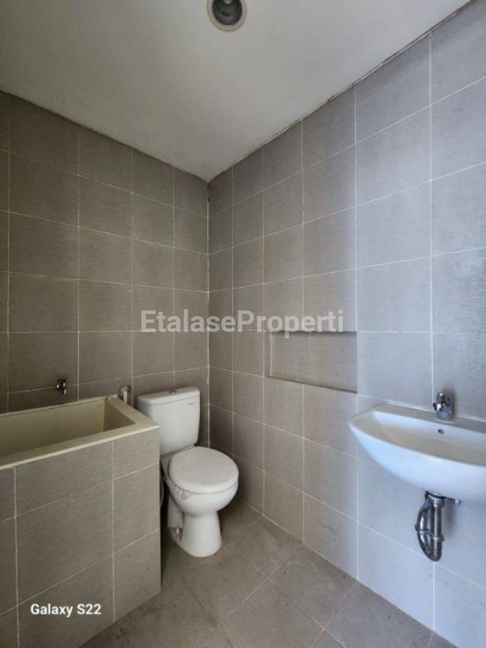 Foto properti Disewakan Ruko Northwest Boulevard Siap Huni 5