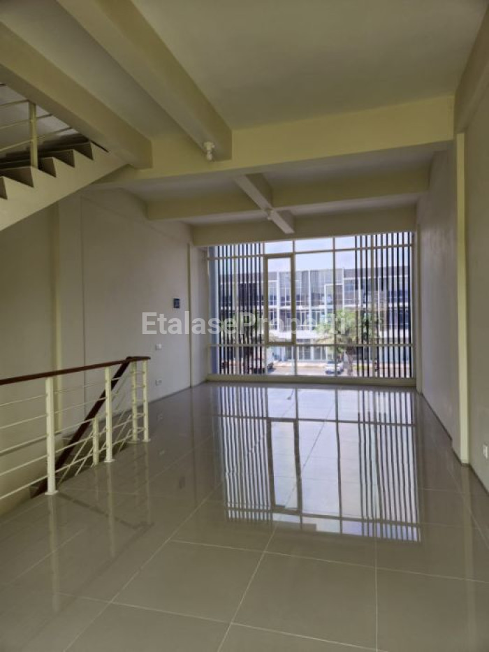 Foto properti Disewakan Ruko Northwest Boulevard Siap Huni 6