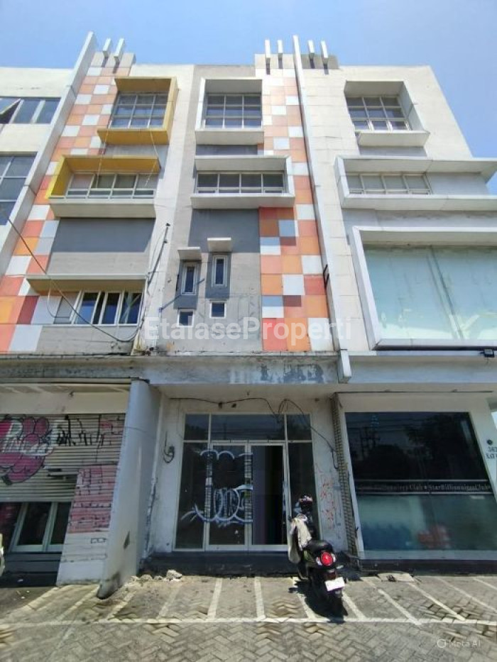 Foto properti Dijual Ruko Di Raya MERR Kedung Baruk Rungkut Strategis 1