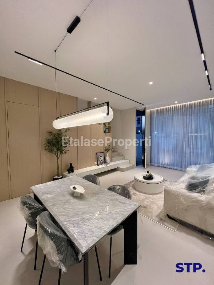 Foto properti 2 Unit Inden - Rumah Modern Di Mojoarum Dharmahusada Tipe B 2