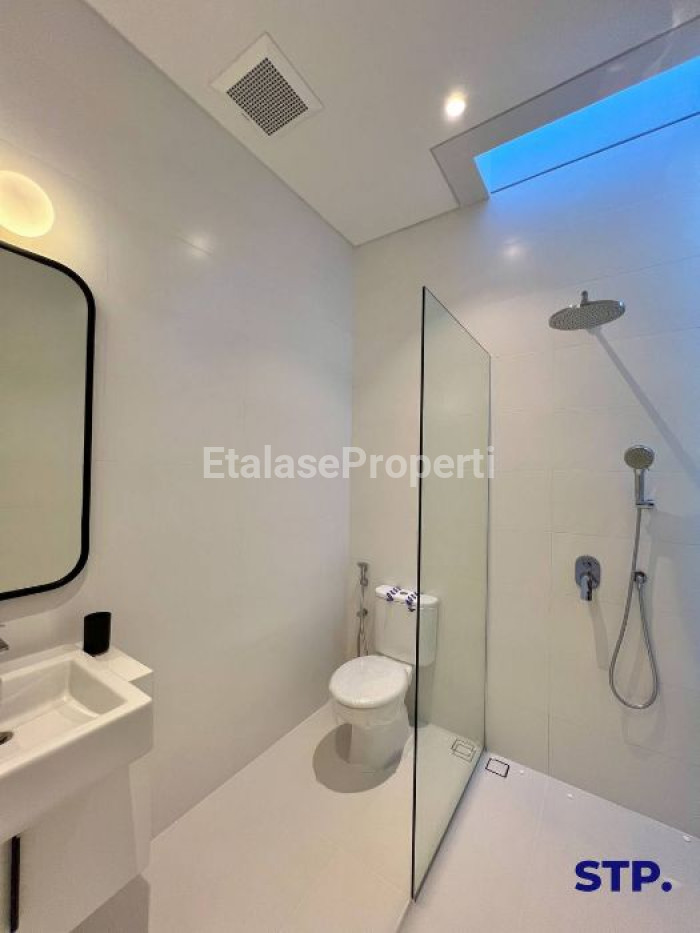 Foto properti 2 Unit Inden - Rumah Modern Di Mojoarum Dharmahusada Tipe B 10