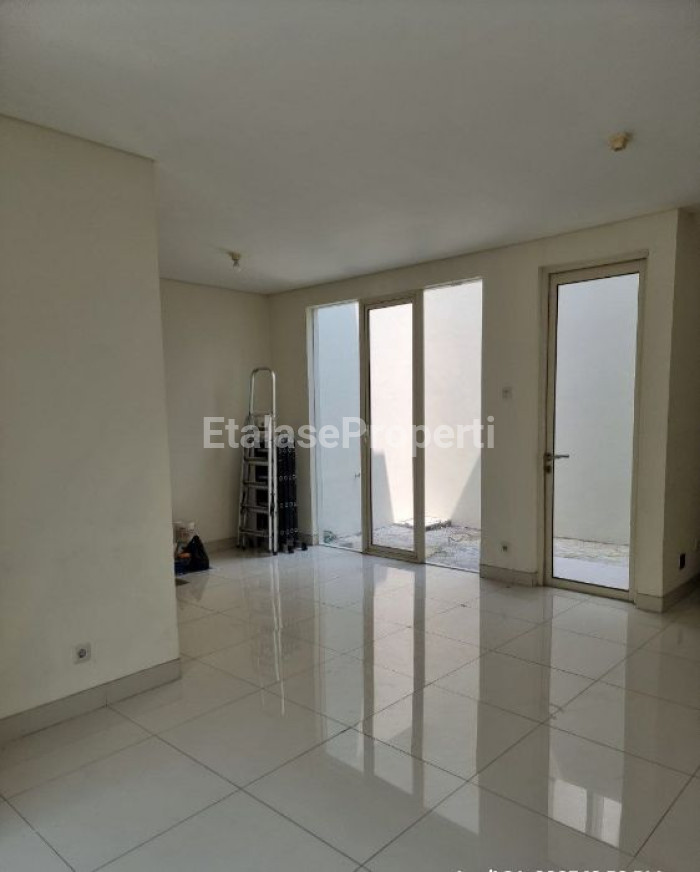 Foto properti Rumah Grand Pakuwon Cluster Adelaide Tipe Sanders Lebar 6 4