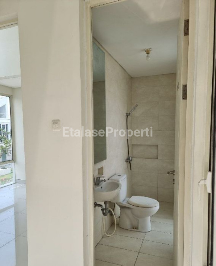 Foto properti Rumah Grand Pakuwon Cluster Adelaide Tipe Sanders Lebar 6 10