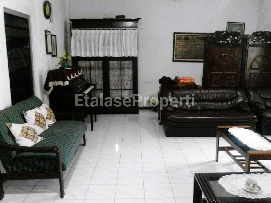 Foto properti Dijual Rumah Pusat Kota Karang Menjangan Dekat Unair Gubeng 8