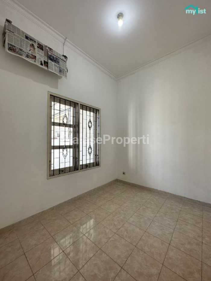 Foto properti Disewakan Rumah Di Purimas Dekat MERR Gununganyar 9