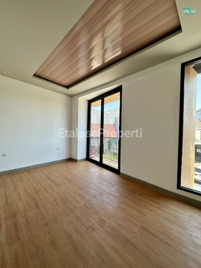 Foto properti Dijual Rumah Di Purimas Gununganyar Dekat MERR Pondok Tjandra 5