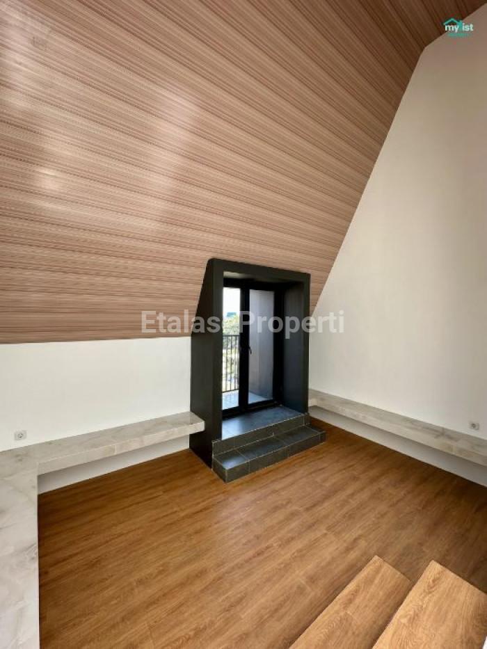 Foto properti Dijual Rumah Di Purimas Gununganyar Dekat MERR Pondok Tjandra 9