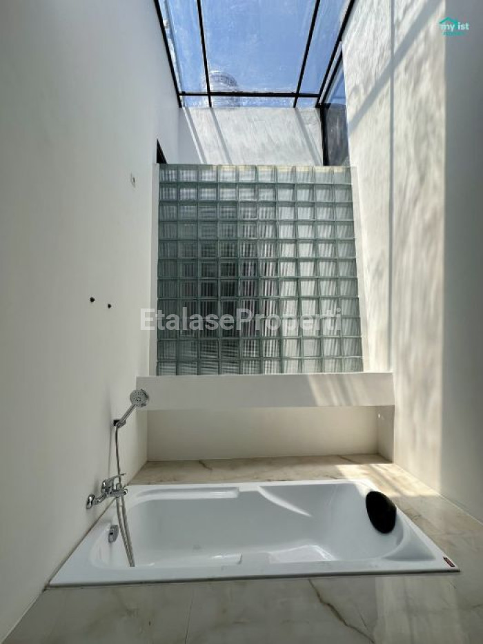 Foto properti Dijual Rumah Di Purimas Gununganyar Dekat MERR Pondok Tjandra 10