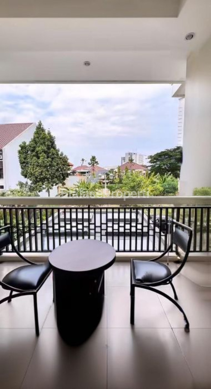 Foto properti JUAL Rumah Mewah Pojok Siap Huni Di  Floraya Margorejo 1
