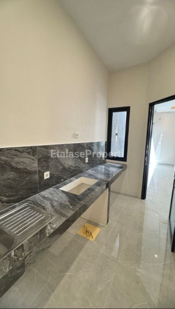 Foto properti Dijual Cepat Rumah Baru Di Citraland Cluster Woodland 8