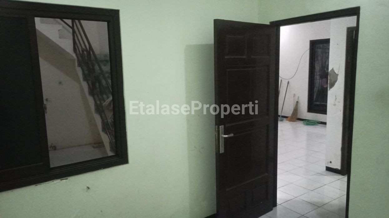 Foto properti *Dijual Rumah Citra Dahlia, Tropodo* 6
